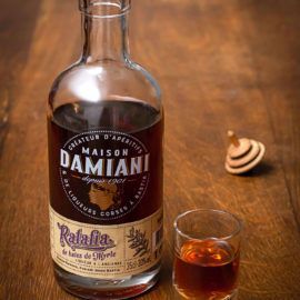 RATAFIA DE BAIES DE MYRTE à l'ancienne 35 CL 30%